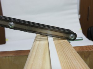 刃を斜めにあてます