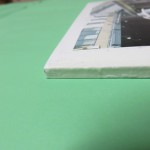 和紙でくるまれています