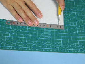 補強和紙に印をつけます