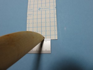 反対側も印をつけます